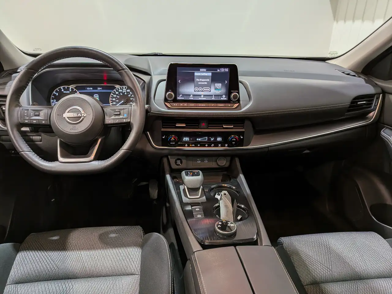 Nissan Rogue fotografie Nissan Rogue