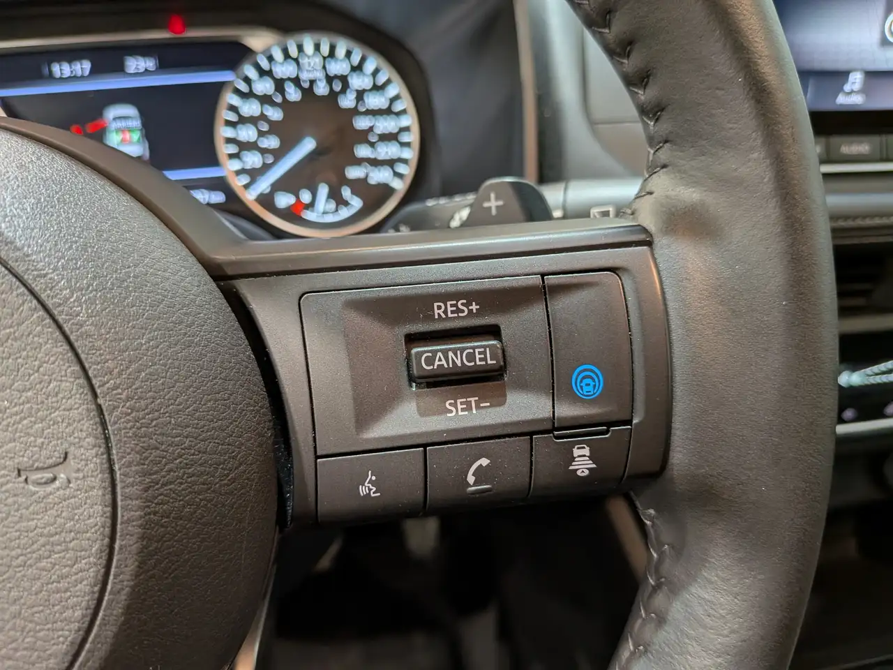 Nissan Rogue fotografie Nissan Rogue