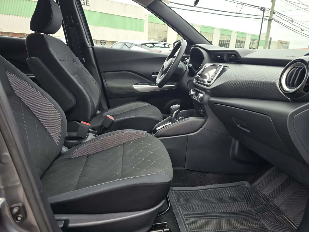 Nissan Kicks снимка Nissan Kicks