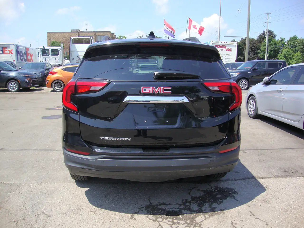 GMC Terrain photo GMC Terrain