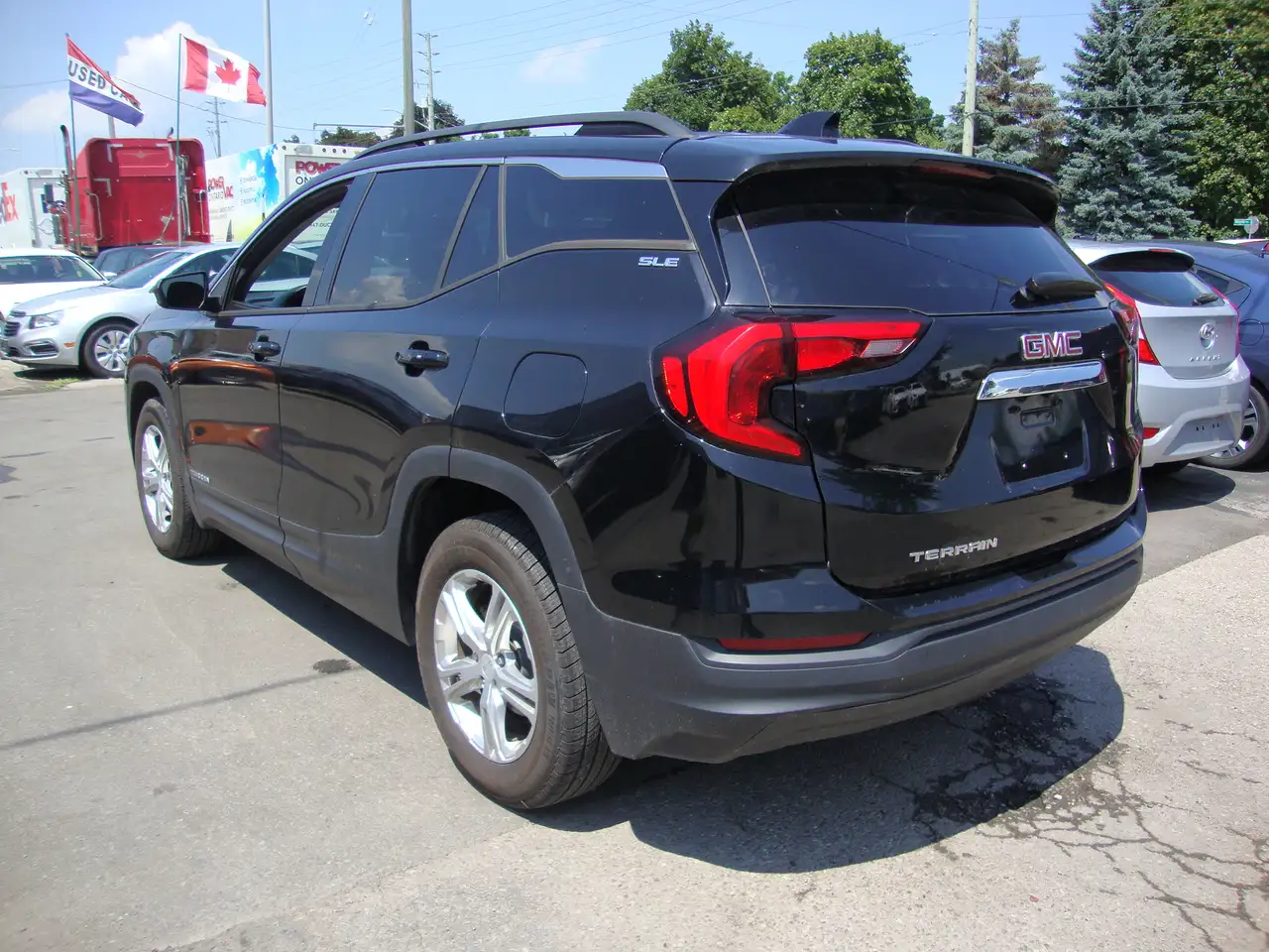 GMC Terrain photo GMC Terrain