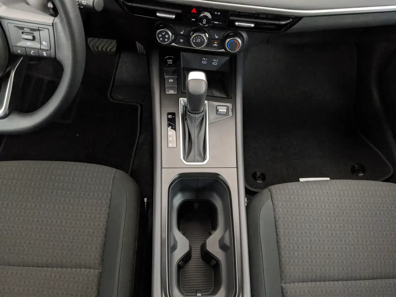Nissan Kicks photo Nissan Kicks