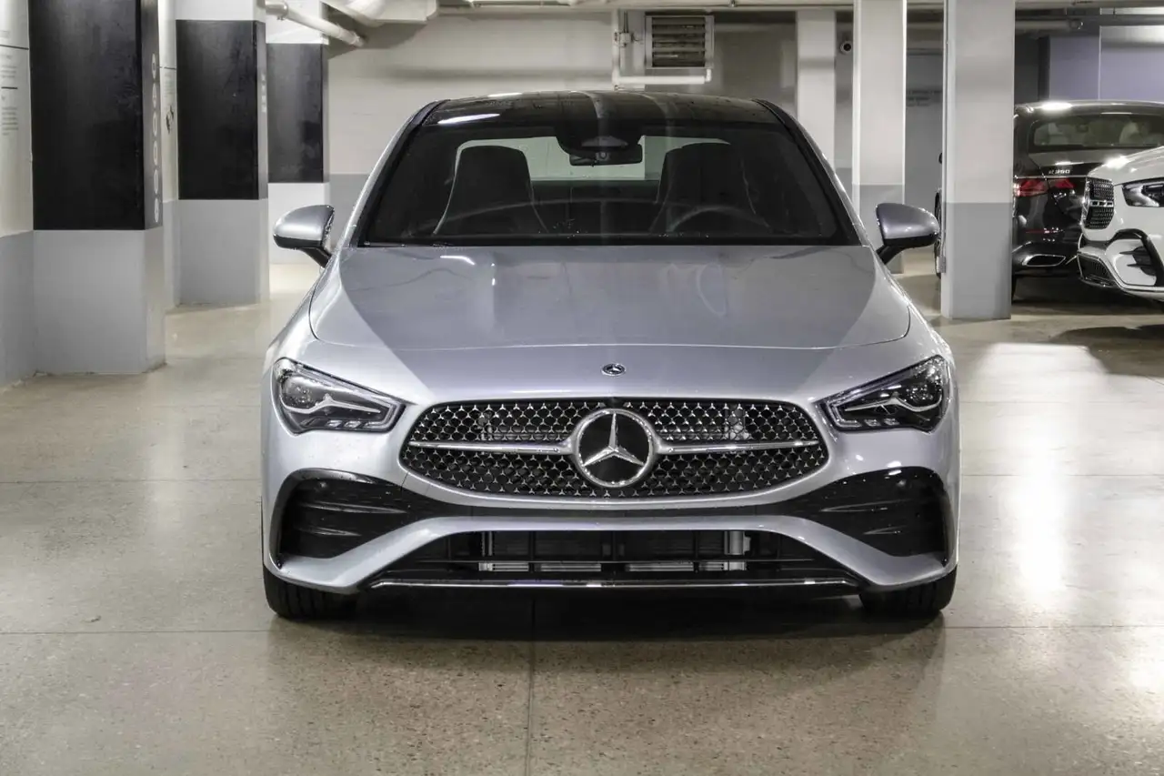 Mercedes-Benz CLA photo Mercedes-Benz CLA