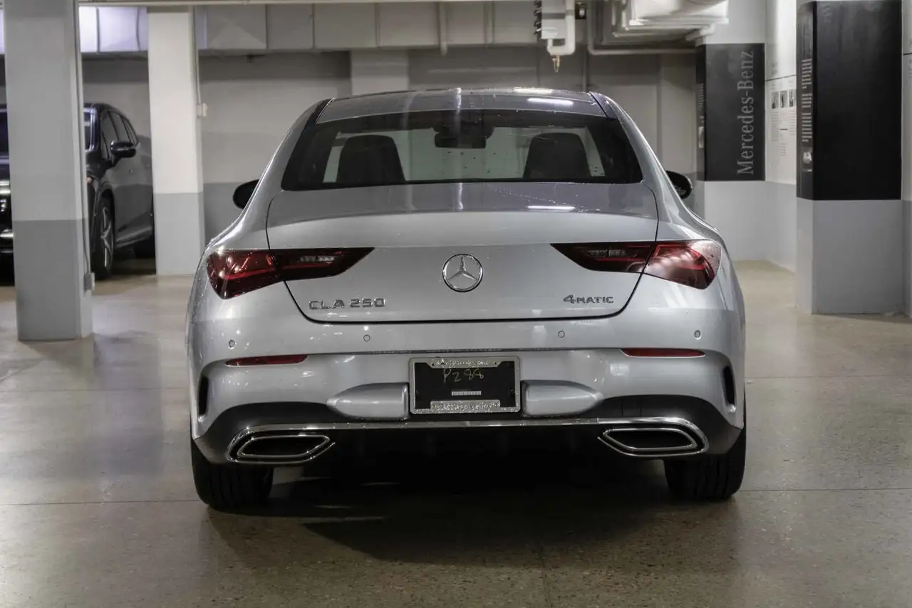 Mercedes-Benz CLA photo Mercedes-Benz CLA