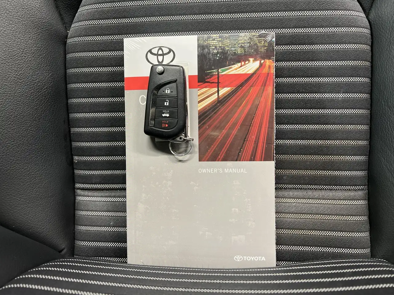 Toyota Camry снимка Toyota Camry