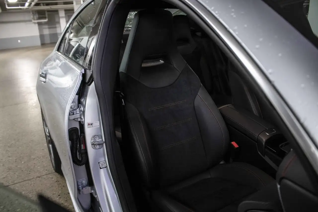Mercedes-Benz CLA photo Mercedes-Benz CLA