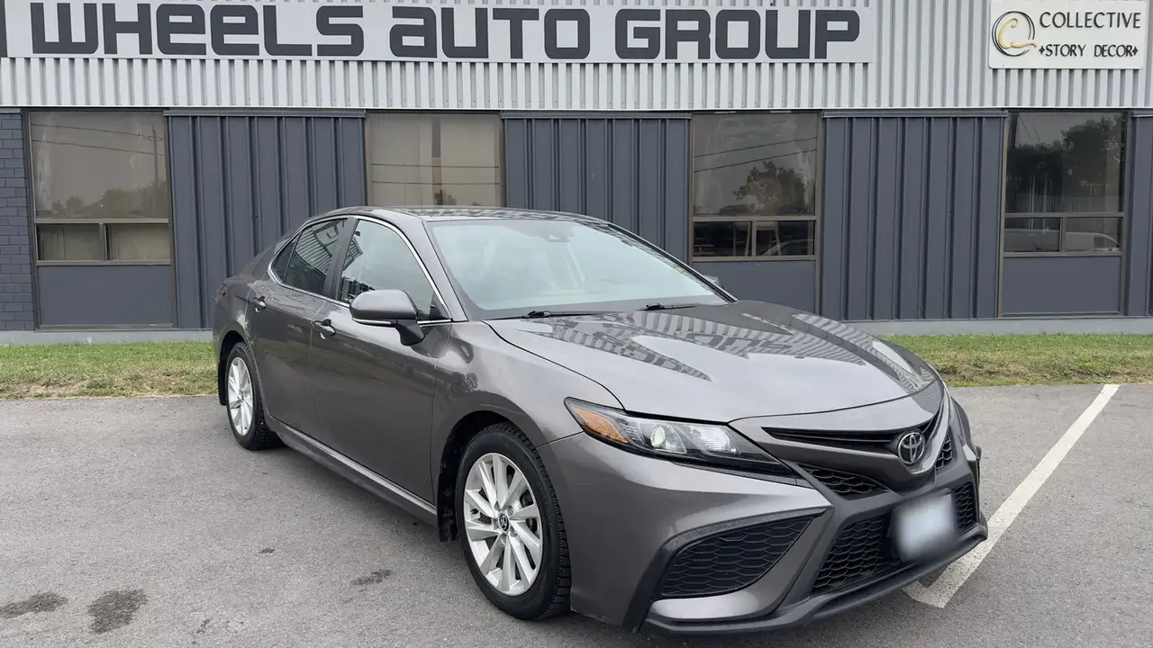 Toyota Camry снимка Toyota Camry