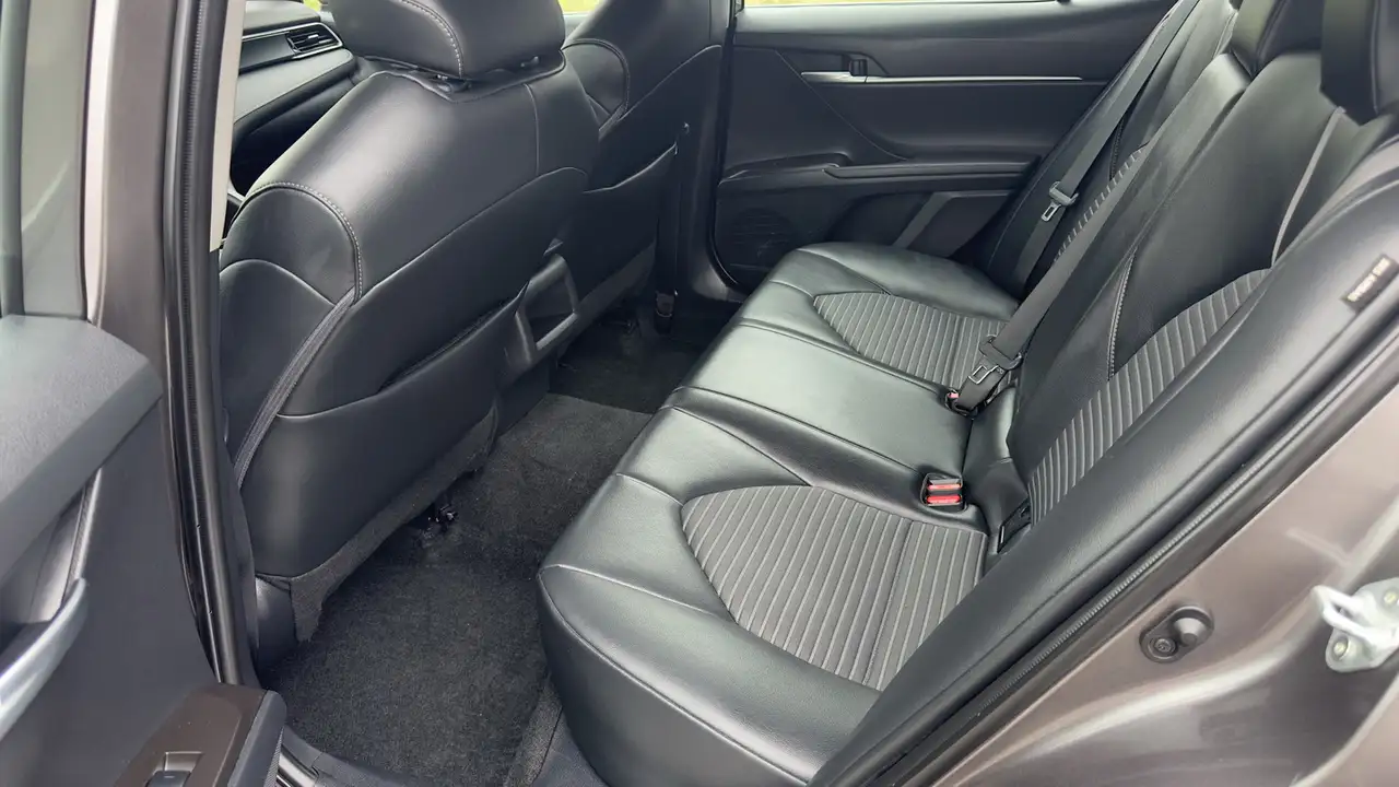 Toyota Camry снимка Toyota Camry