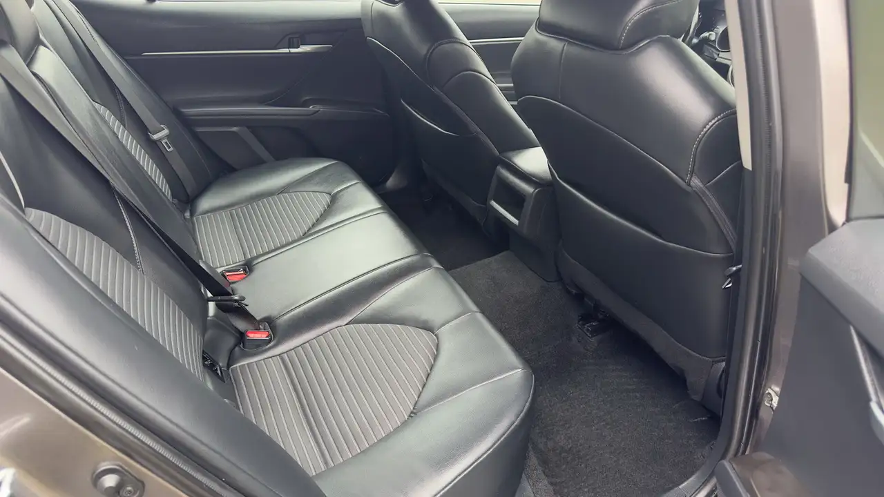 Toyota Camry снимка Toyota Camry