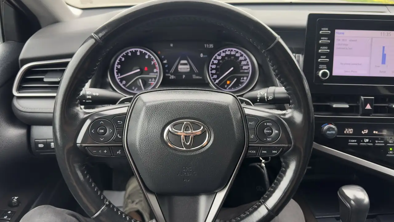 Toyota Camry снимка Toyota Camry