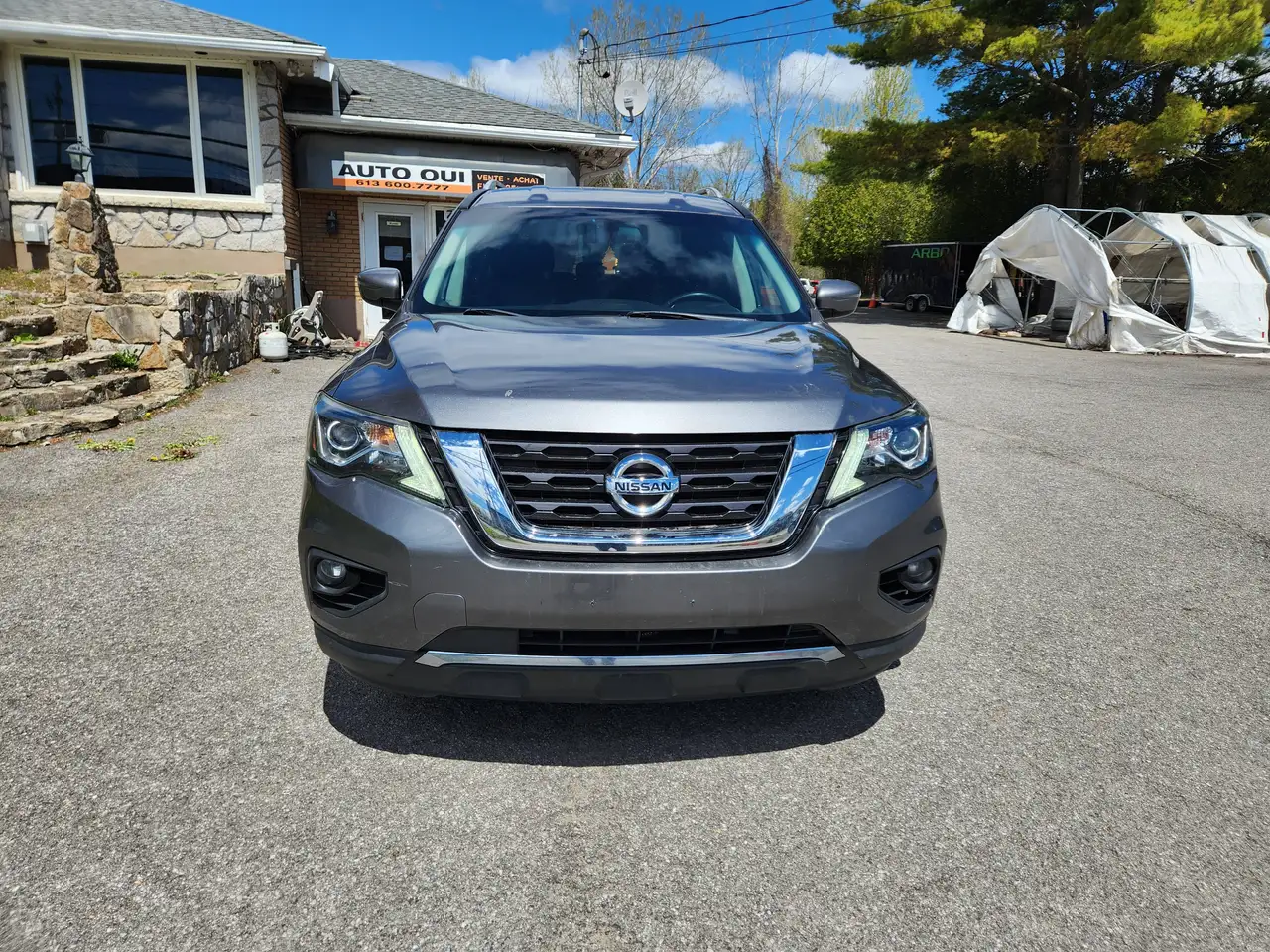 Nissan Pathfinder photo Nissan Pathfinder