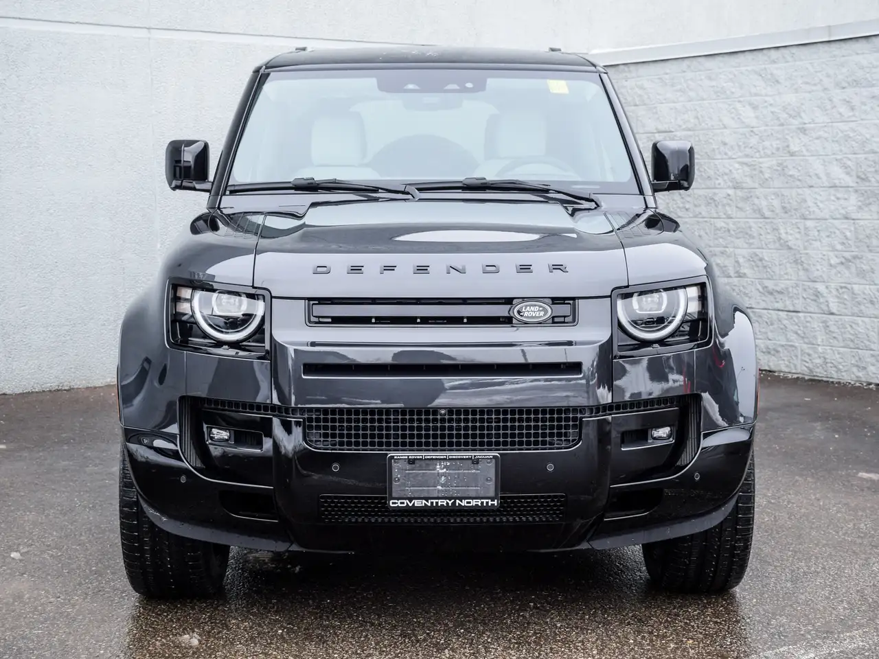 Land Rover Defender photo Land Rover Defender
