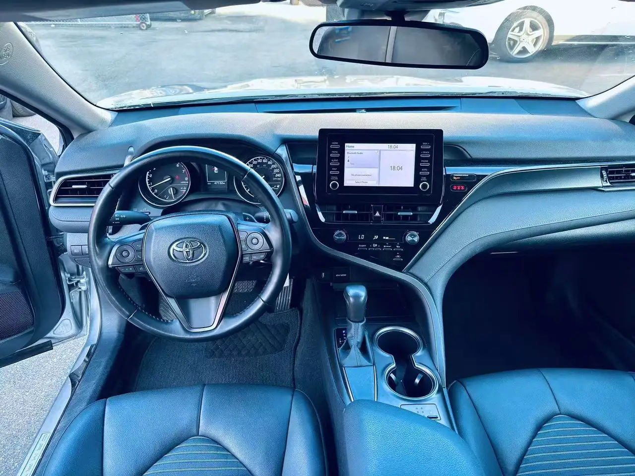 Toyota Camry photo Toyota Camry