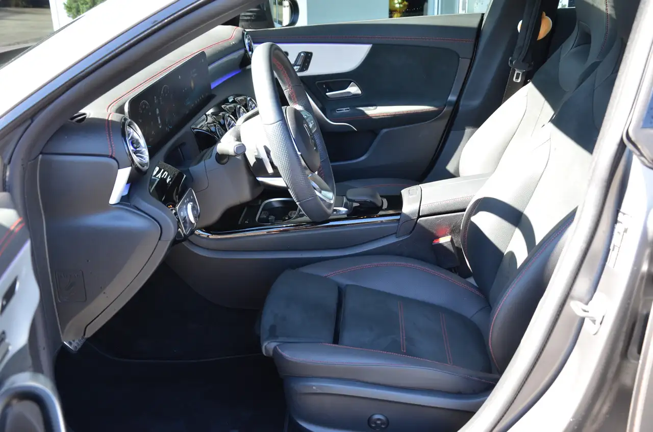 Mercedes-Benz CLA fotografie Mercedes-Benz CLA