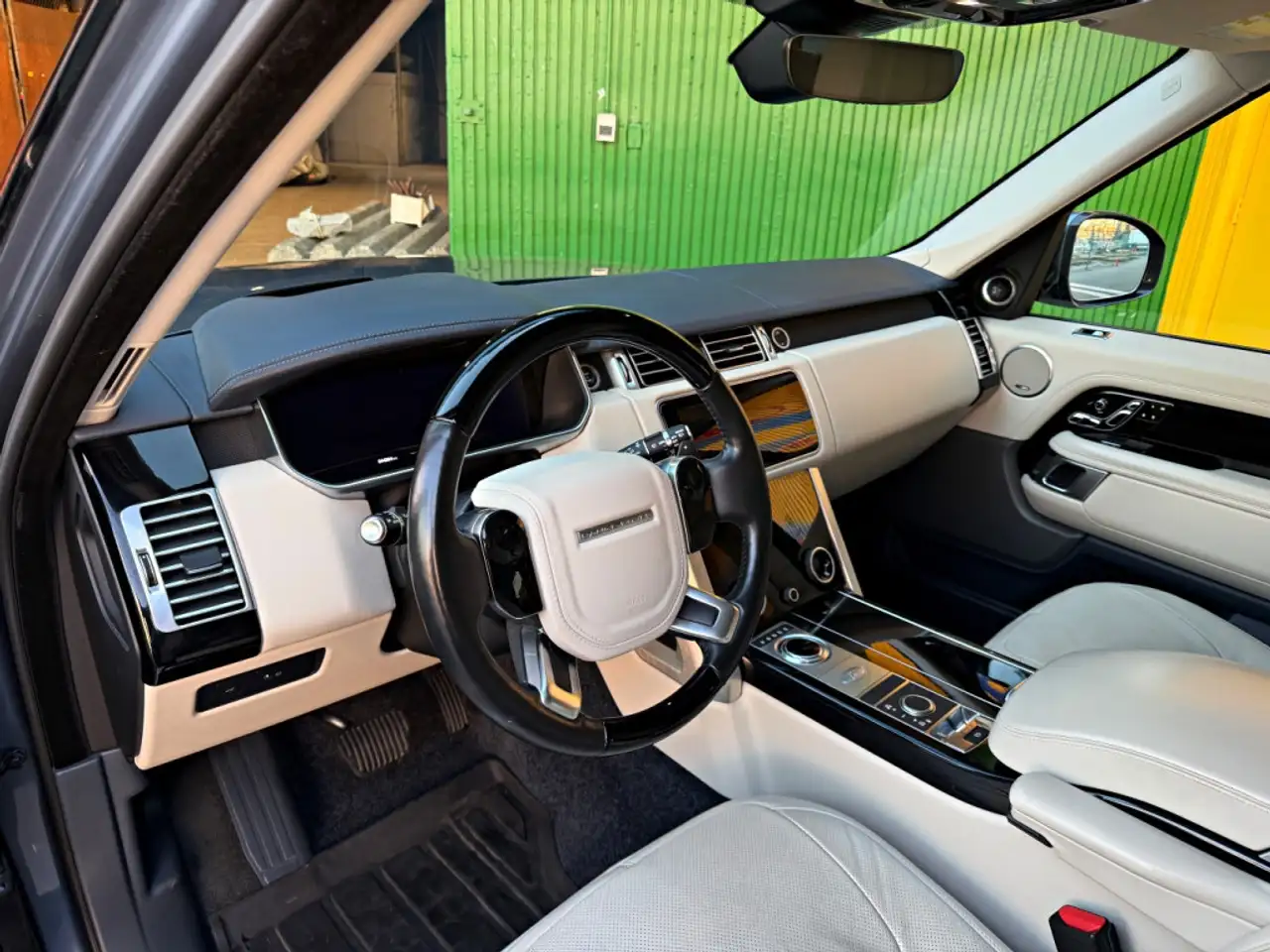 Land Rover Range Rover снимка Land Rover Range Rover