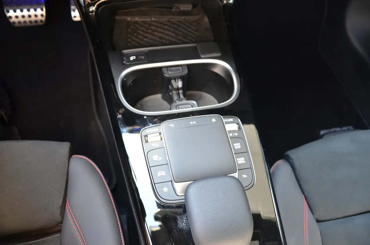 Mercedes-Benz CLA fotografie Mercedes-Benz CLA