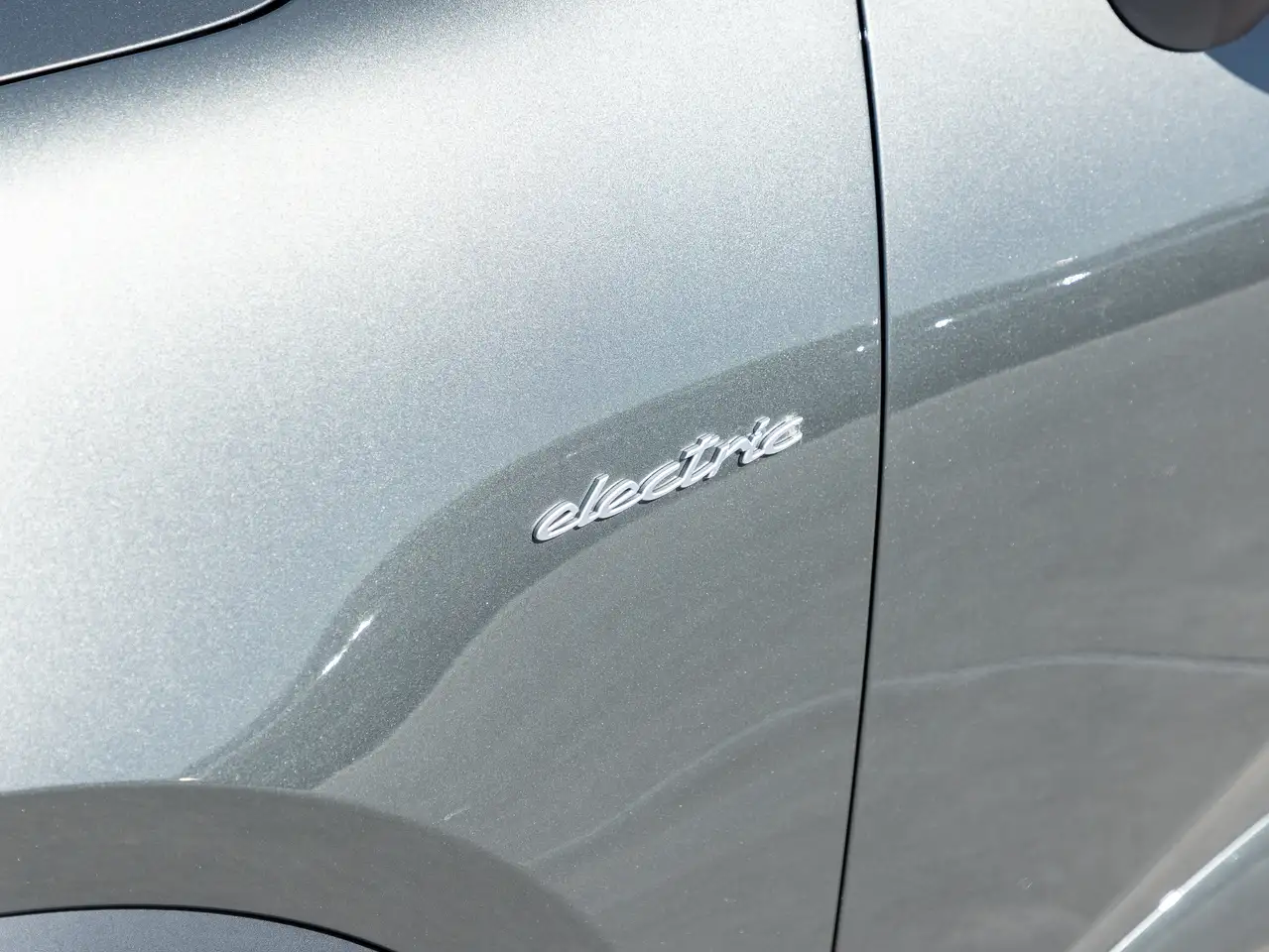 Porsche Macan photo Porsche Macan