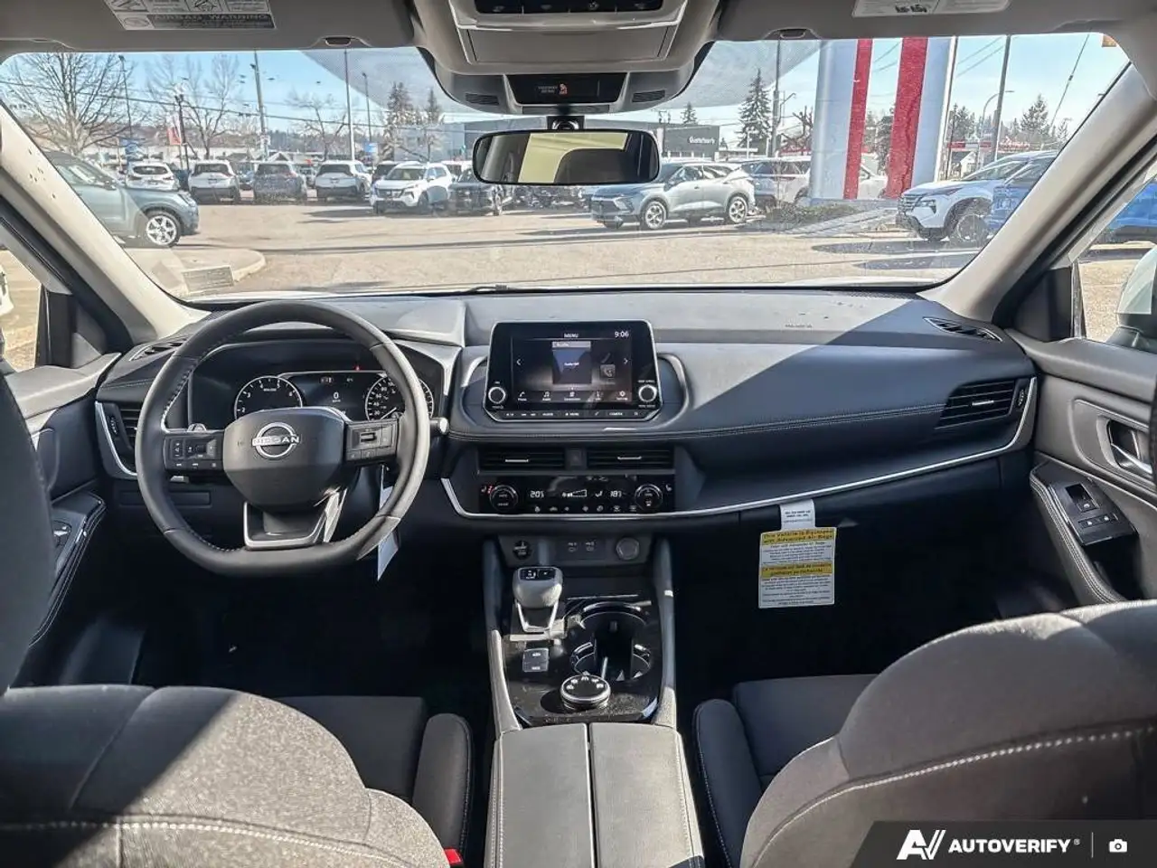 Nissan Rogue photo Nissan Rogue