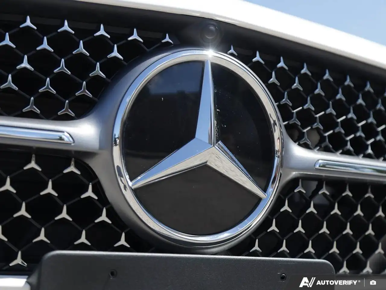 Mercedes-Benz CLA снимка Mercedes-Benz CLA
