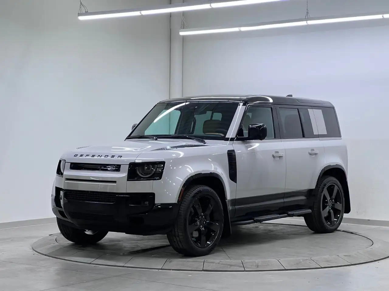 2026 Land Rover Defender
