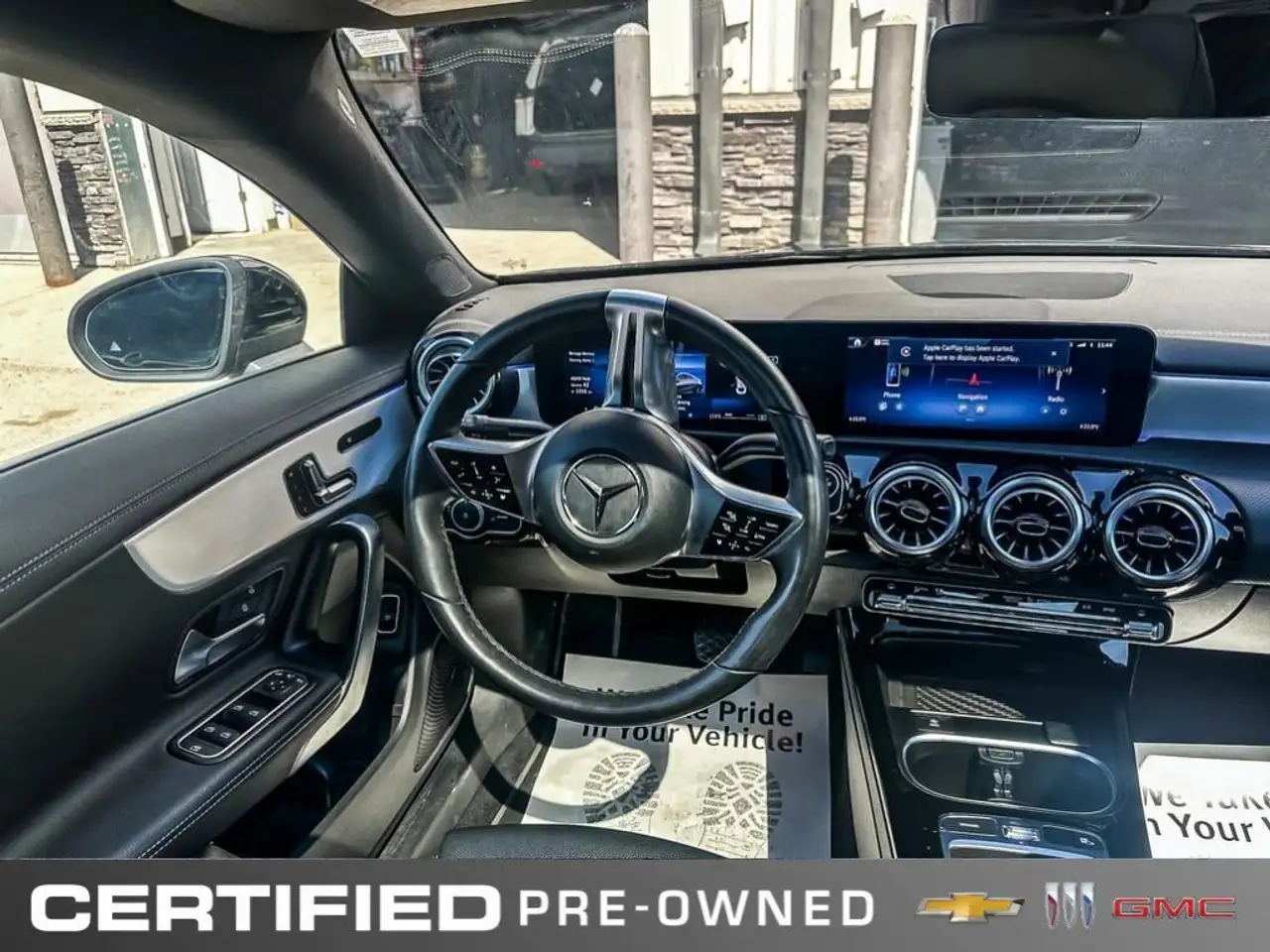 Mercedes-Benz CLA снимка Mercedes-Benz CLA