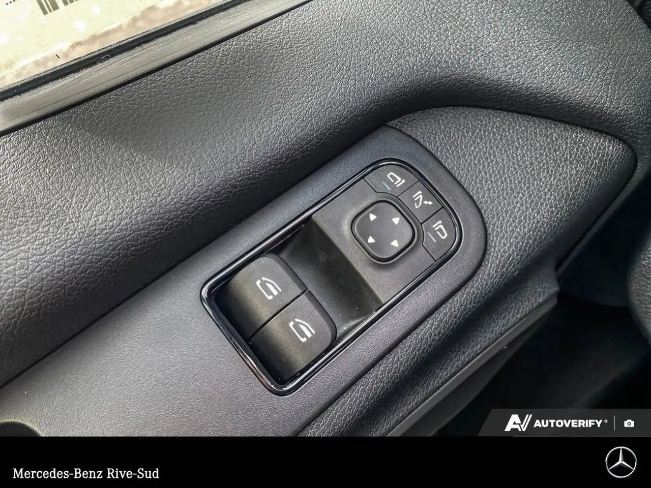 Mercedes-Benz Sprinter photo Mercedes-Benz Sprinter