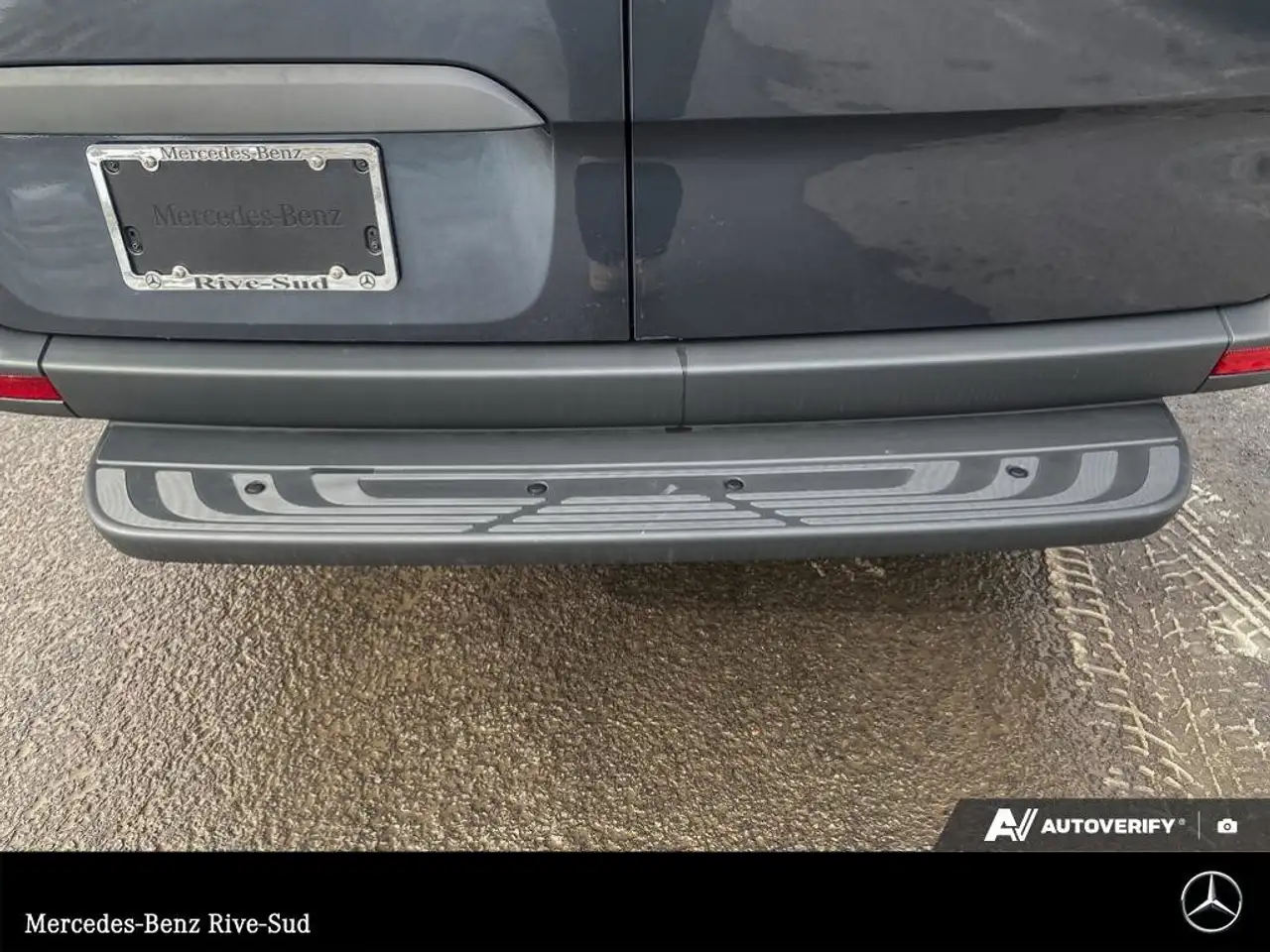Mercedes-Benz Sprinter photo Mercedes-Benz Sprinter