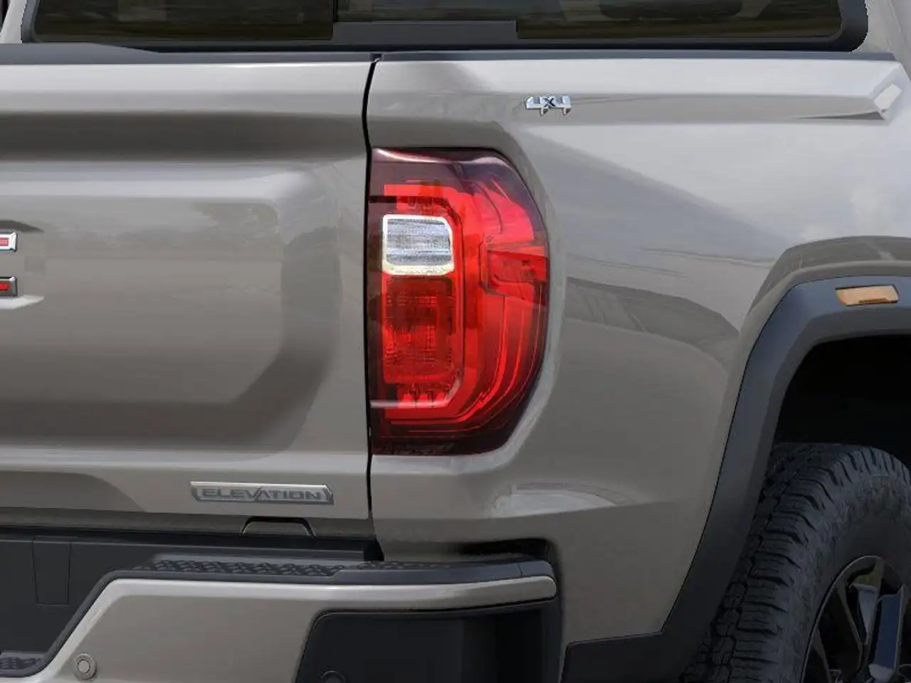 GMC Canyon photo GMC Canyon