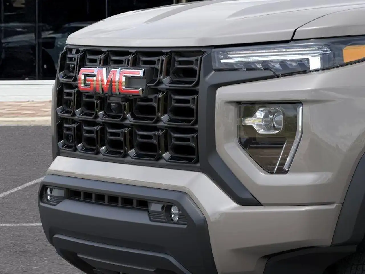 GMC Canyon photo GMC Canyon