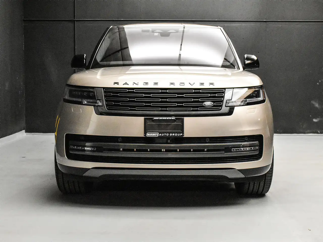Land Rover Range Rover photo Land Rover Range Rover