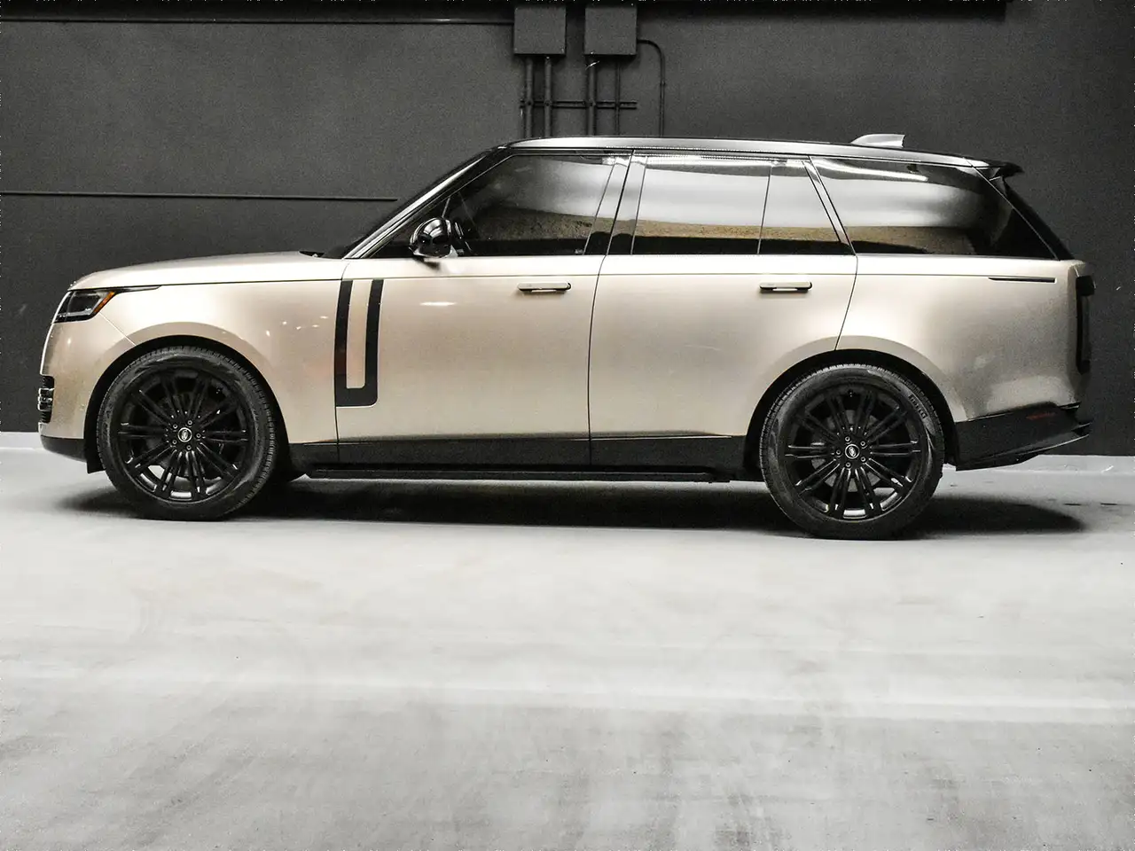 Land Rover Range Rover photo Land Rover Range Rover