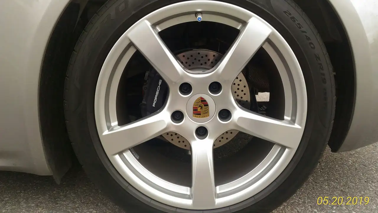 Porsche 718 Cayman photo Porsche 718 Cayman