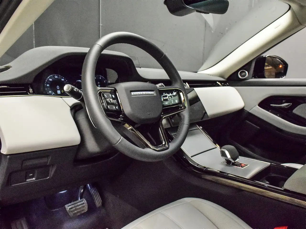 Land Rover Range Rover Evoque снимка Land Rover Range Rover Evoque