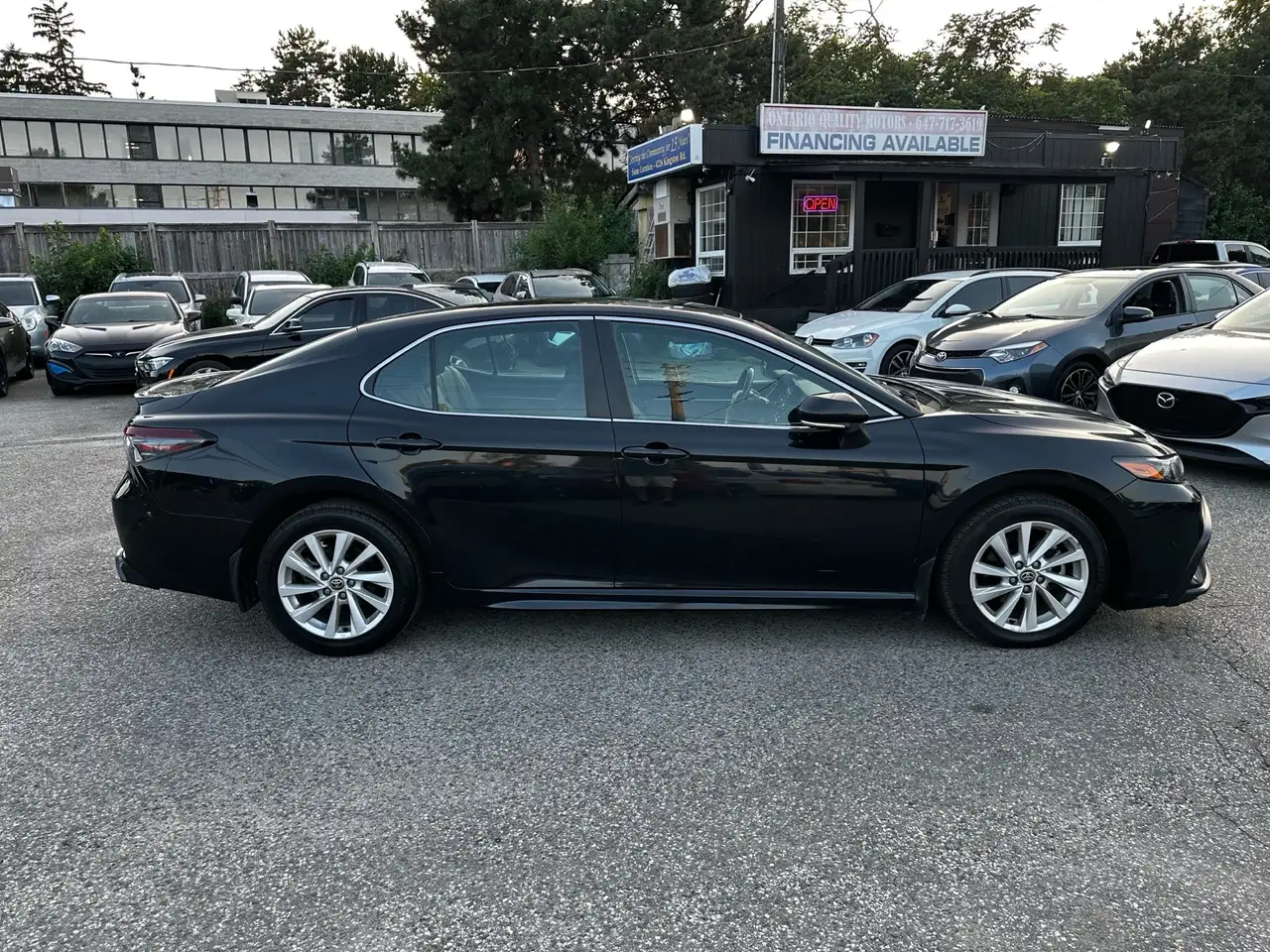 Toyota Camry photo Toyota Camry