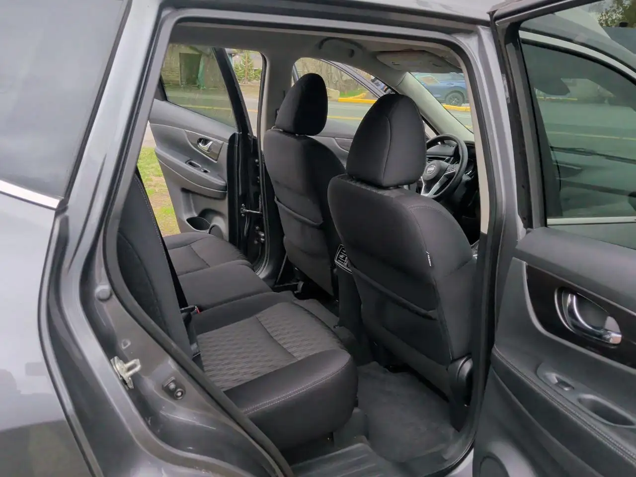 Nissan Rogue снимка Nissan Rogue