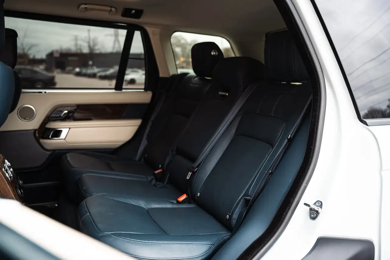 Land Rover Range Rover photo Land Rover Range Rover