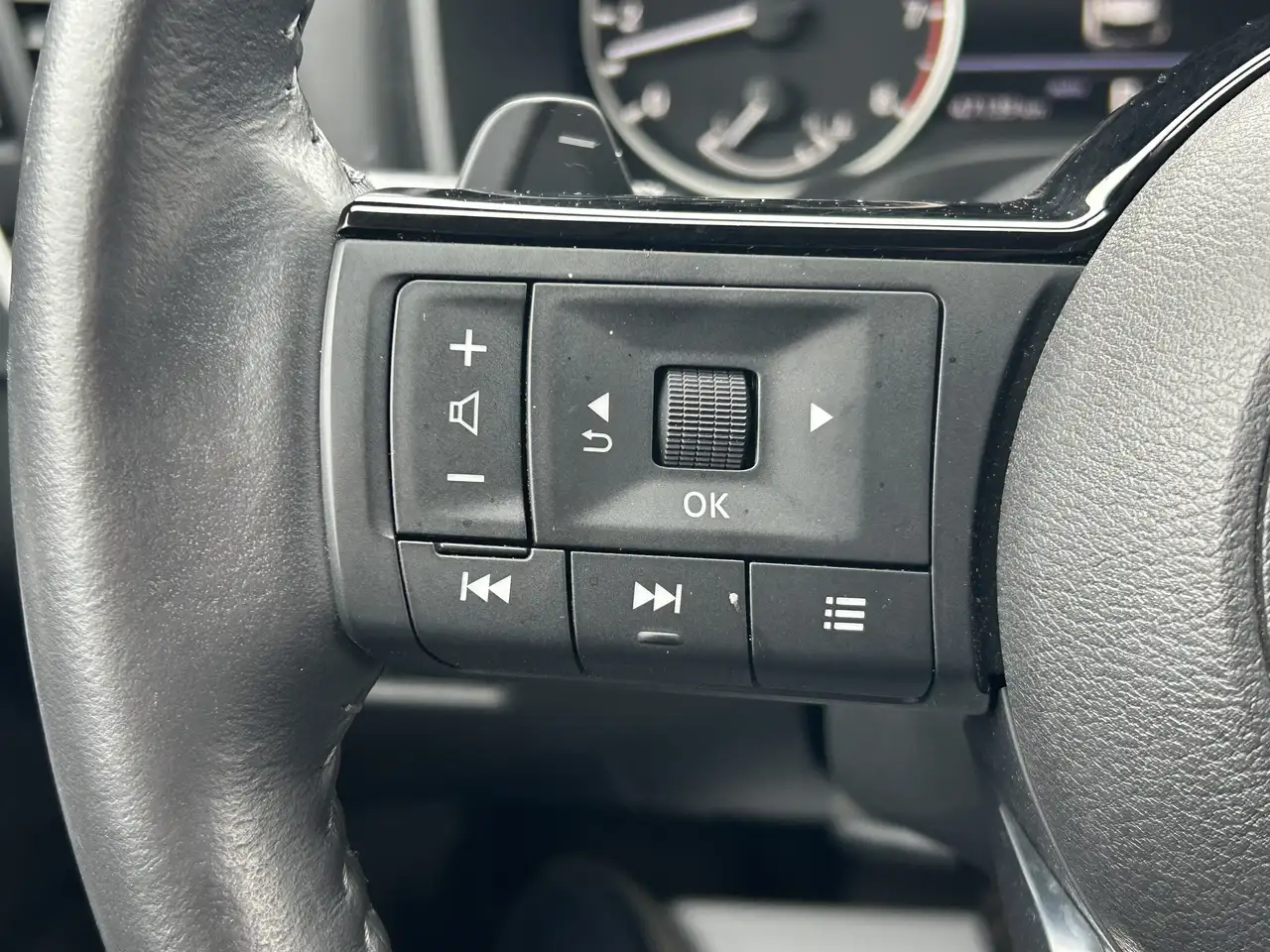 Nissan Rogue photo Nissan Rogue