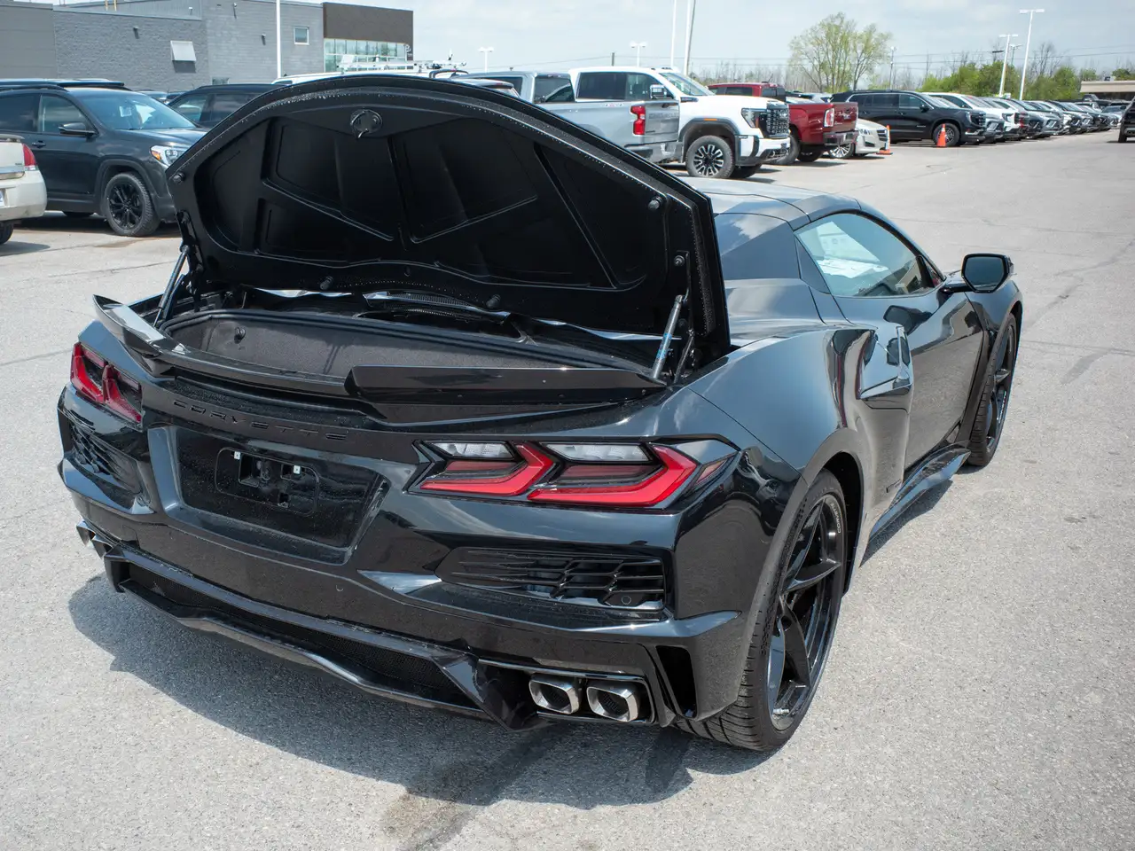 Chevrolet Corvette снимка Chevrolet Corvette