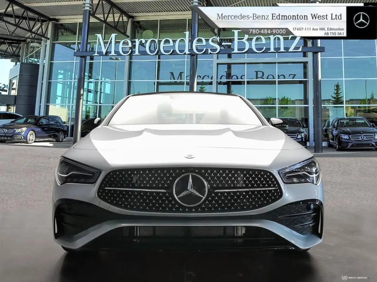 Mercedes-Benz CLA снимка Mercedes-Benz CLA