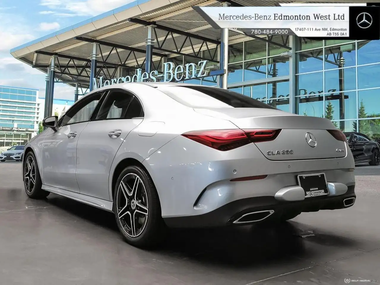 Mercedes-Benz CLA снимка Mercedes-Benz CLA