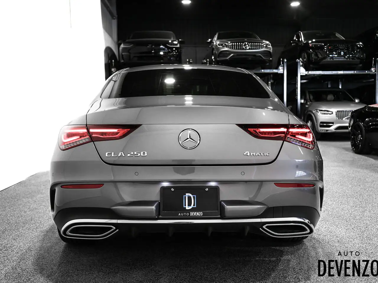 Mercedes-Benz CLA снимка Mercedes-Benz CLA