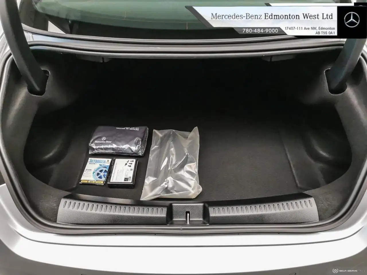 Mercedes-Benz CLA снимка Mercedes-Benz CLA