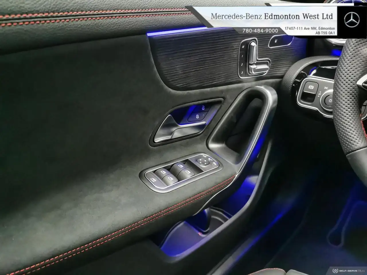 Mercedes-Benz CLA снимка Mercedes-Benz CLA