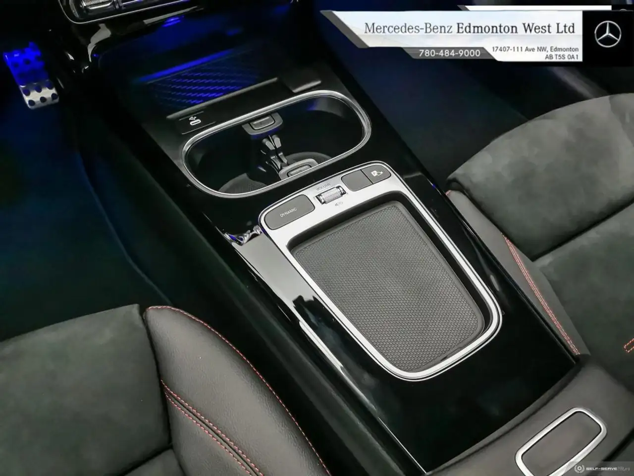 Mercedes-Benz CLA снимка Mercedes-Benz CLA