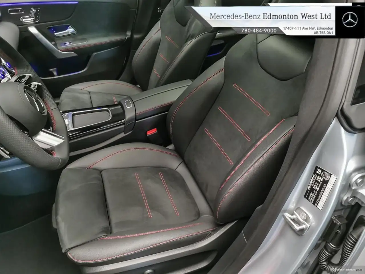Mercedes-Benz CLA снимка Mercedes-Benz CLA