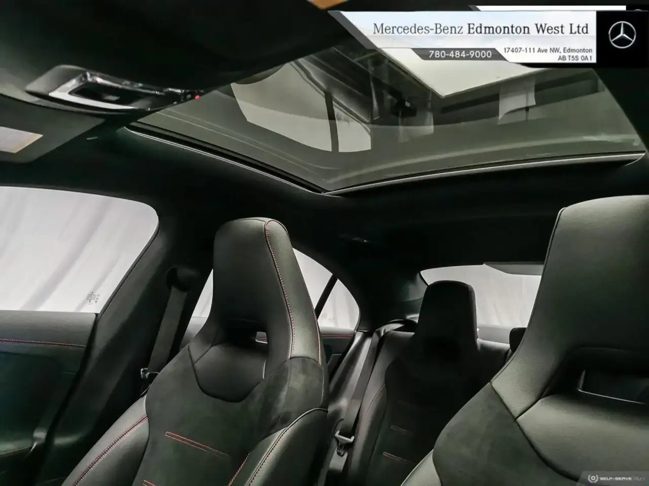 Mercedes-Benz CLA снимка Mercedes-Benz CLA