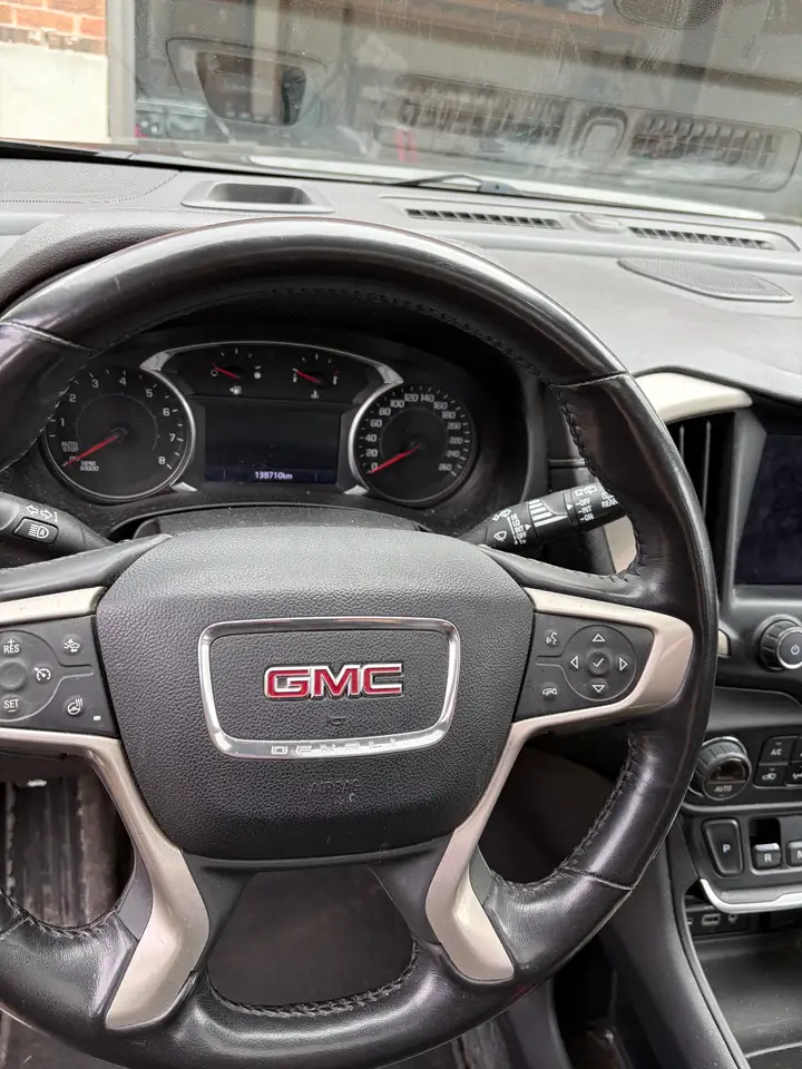 GMC Terrain снимка GMC Terrain