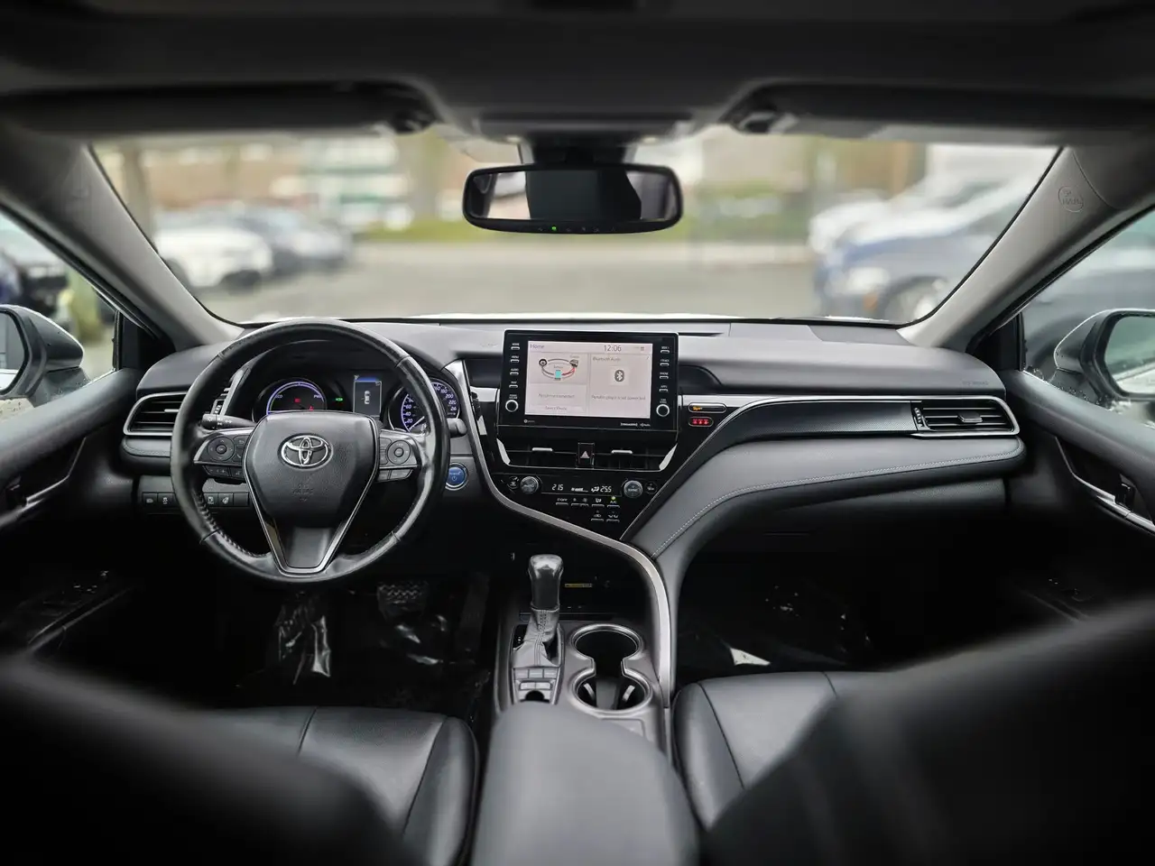 Toyota Camry снимка Toyota Camry