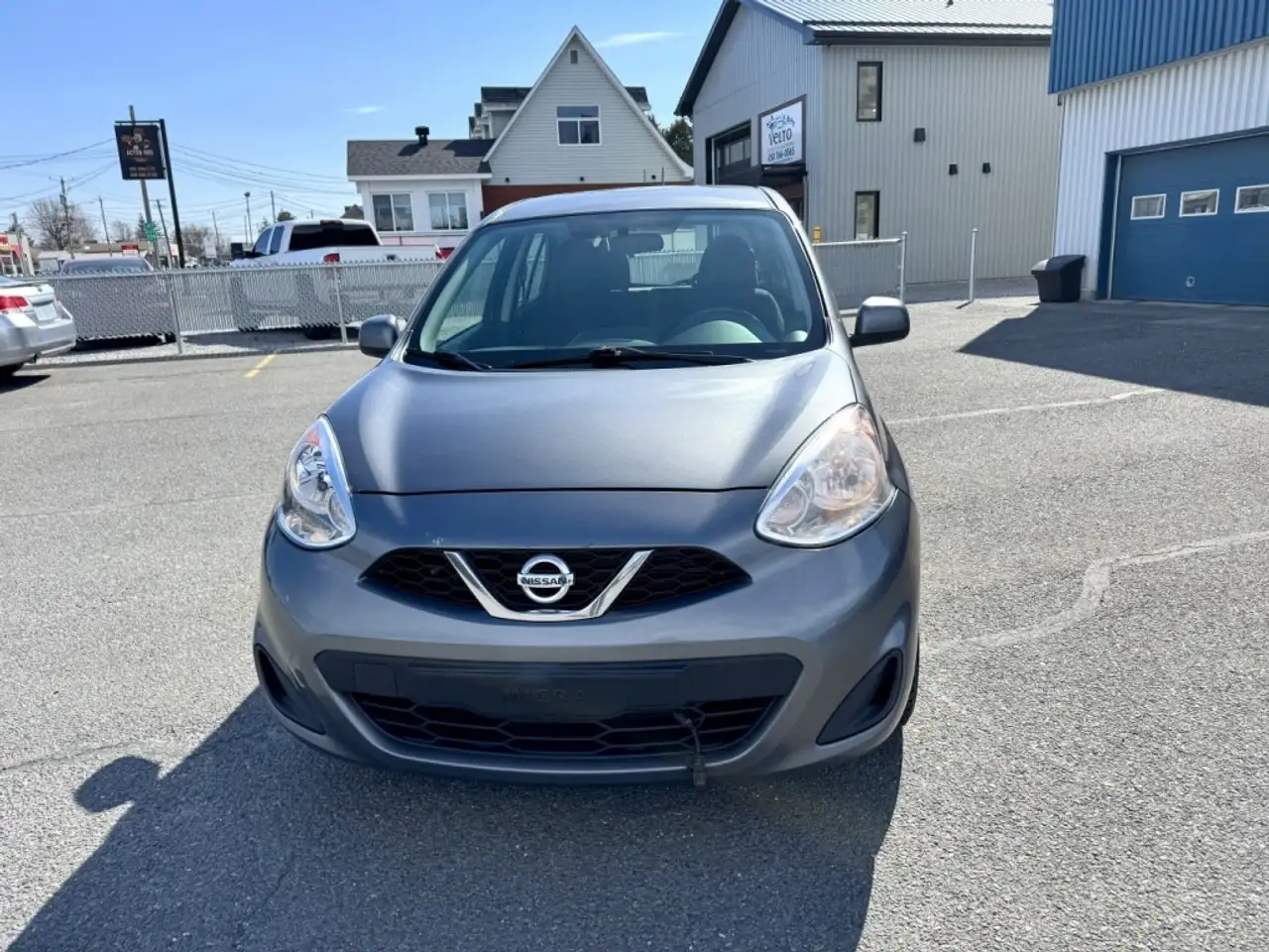 Nissan Micra снимка Nissan Micra