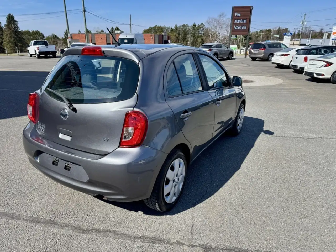 Nissan Micra снимка Nissan Micra